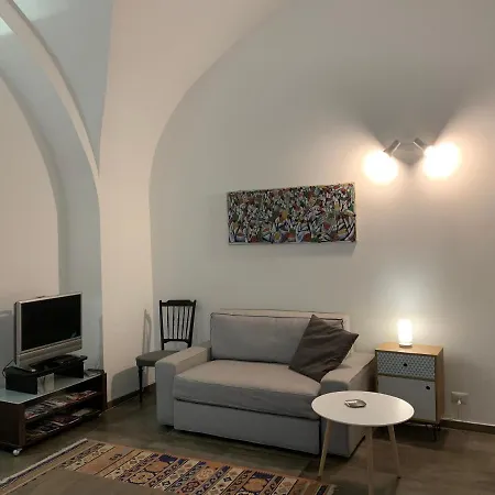 Zziny House Apartment